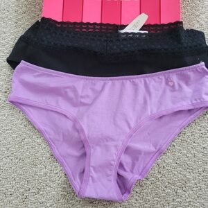 Victoria's Secret Black and Purple Bottoms with Stretchy Comfort